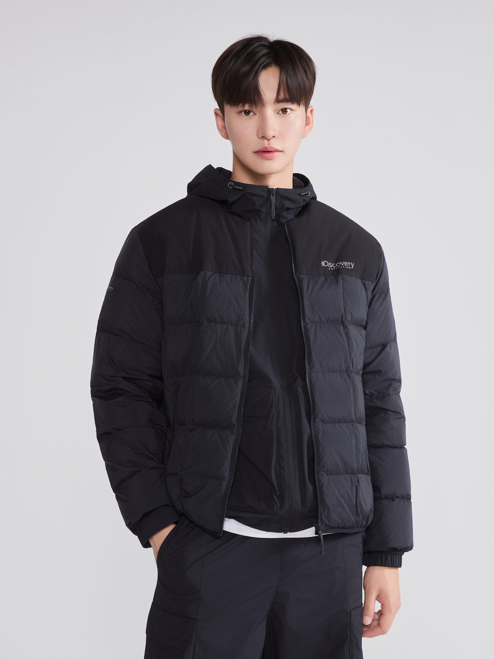 남성 사각퀼팅 다운 경량패딩