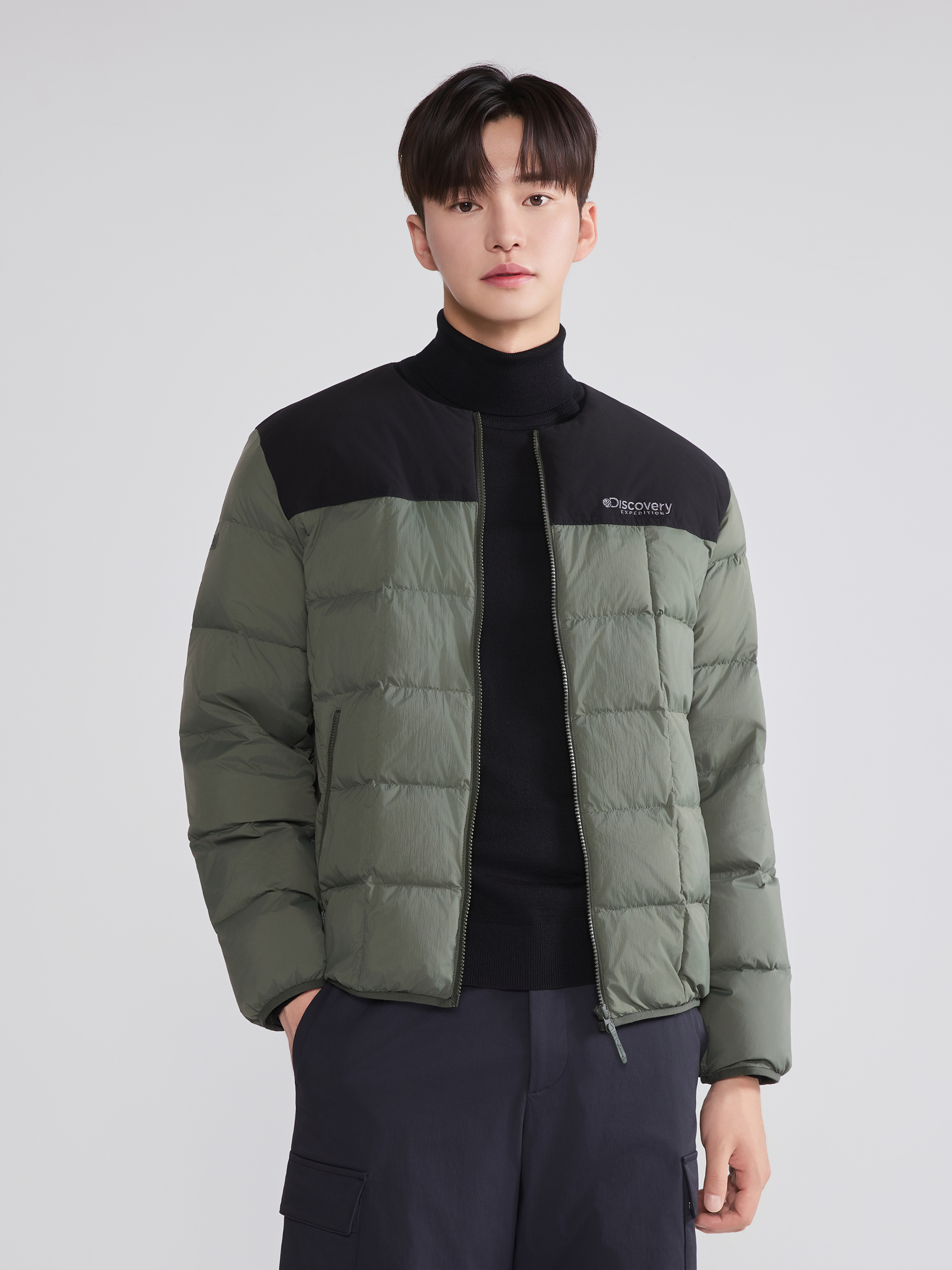 남성 사각퀼팅 다운 경량패딩