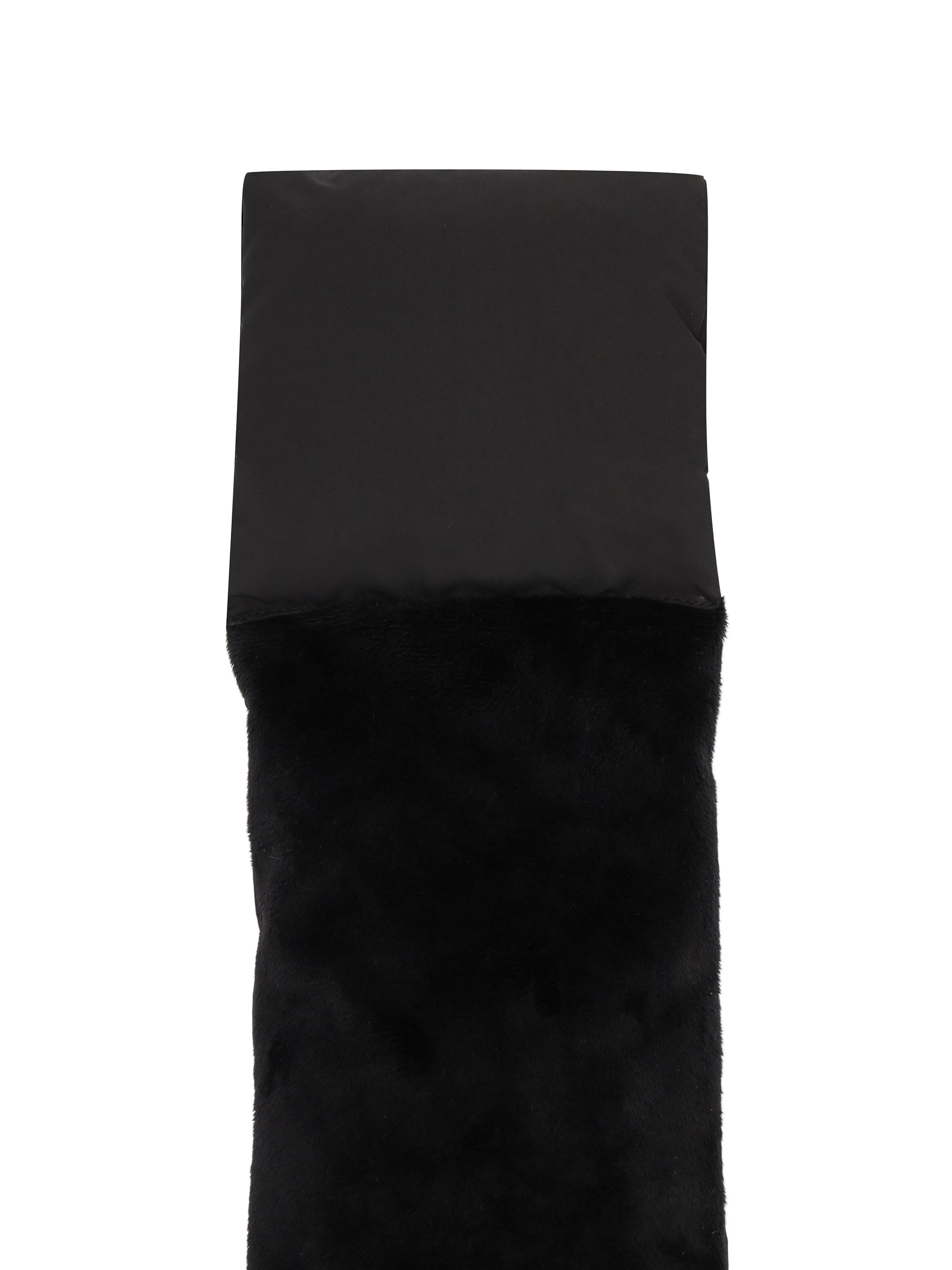 레스터 로고프린트 패딩 머플러