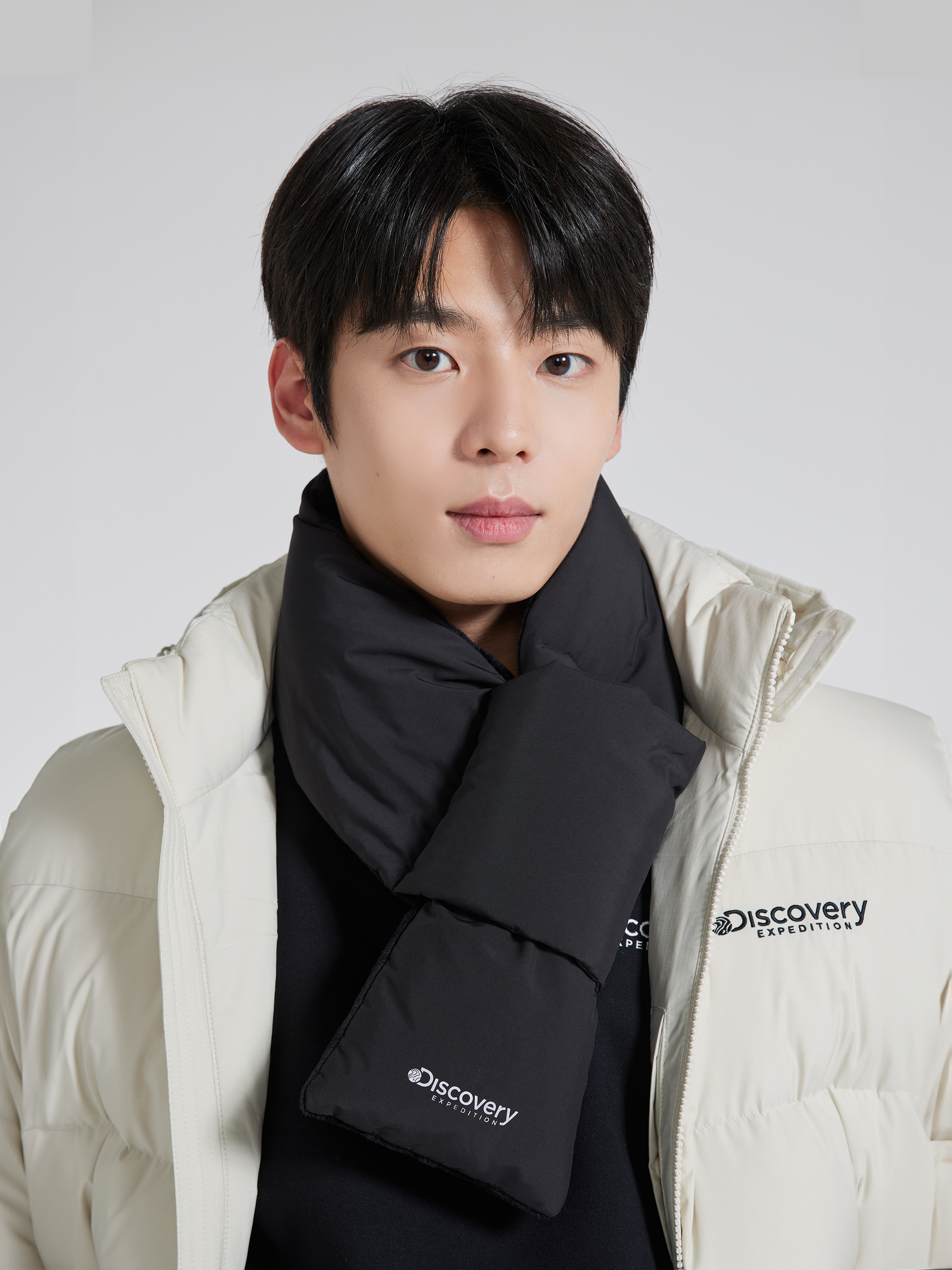 레스터 로고프린트 패딩 머플러