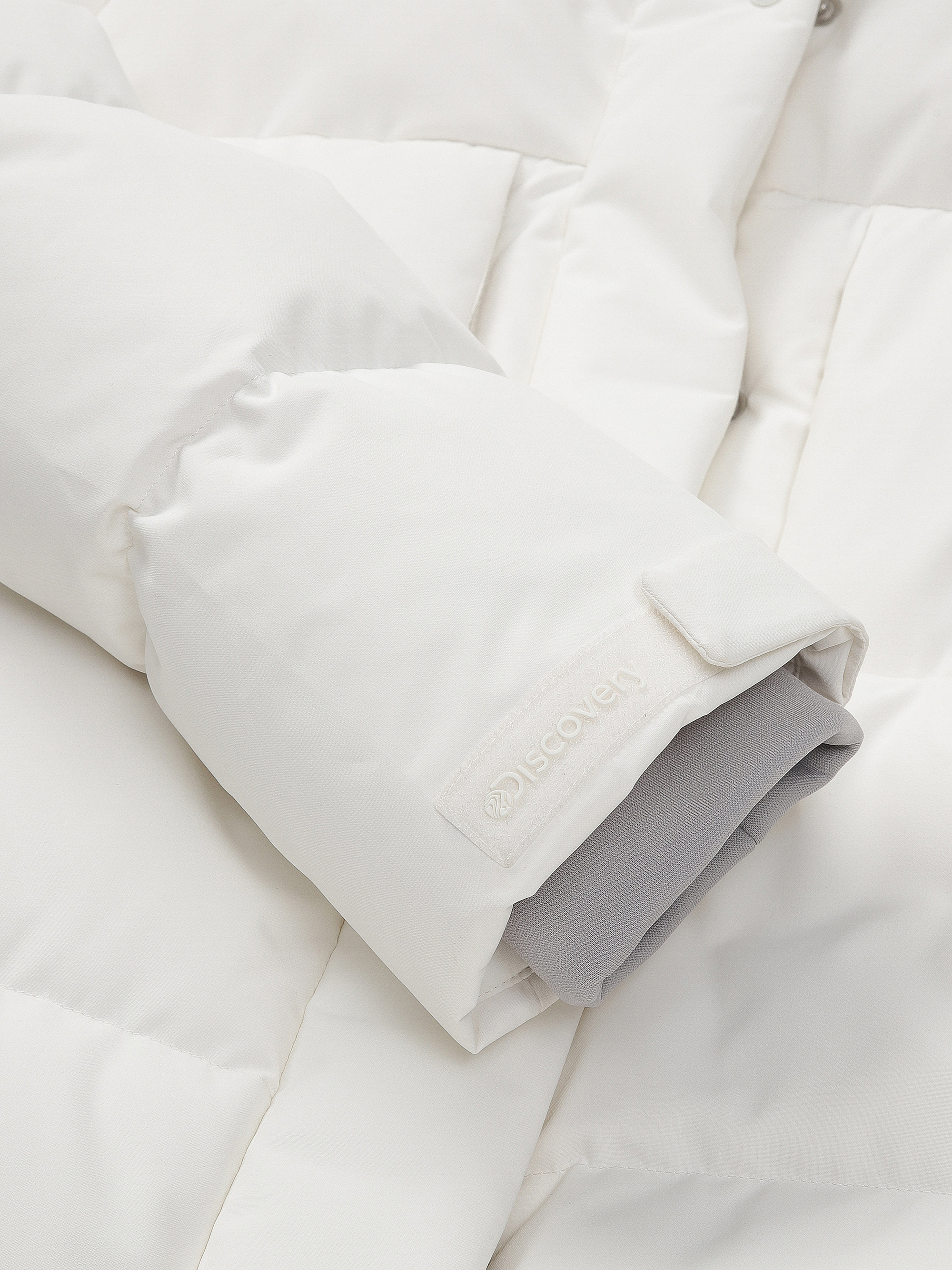 여성 레스터G 하이넥 구스다운 숏패딩